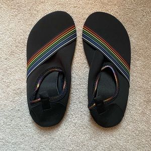 New Beach shoes-New w/o Tags